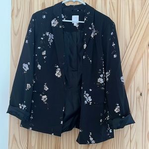 NWOT Lauren Conrad L Black and Floral Open Blazer